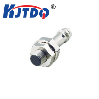 M8接插件式超短型接近開關(guān)